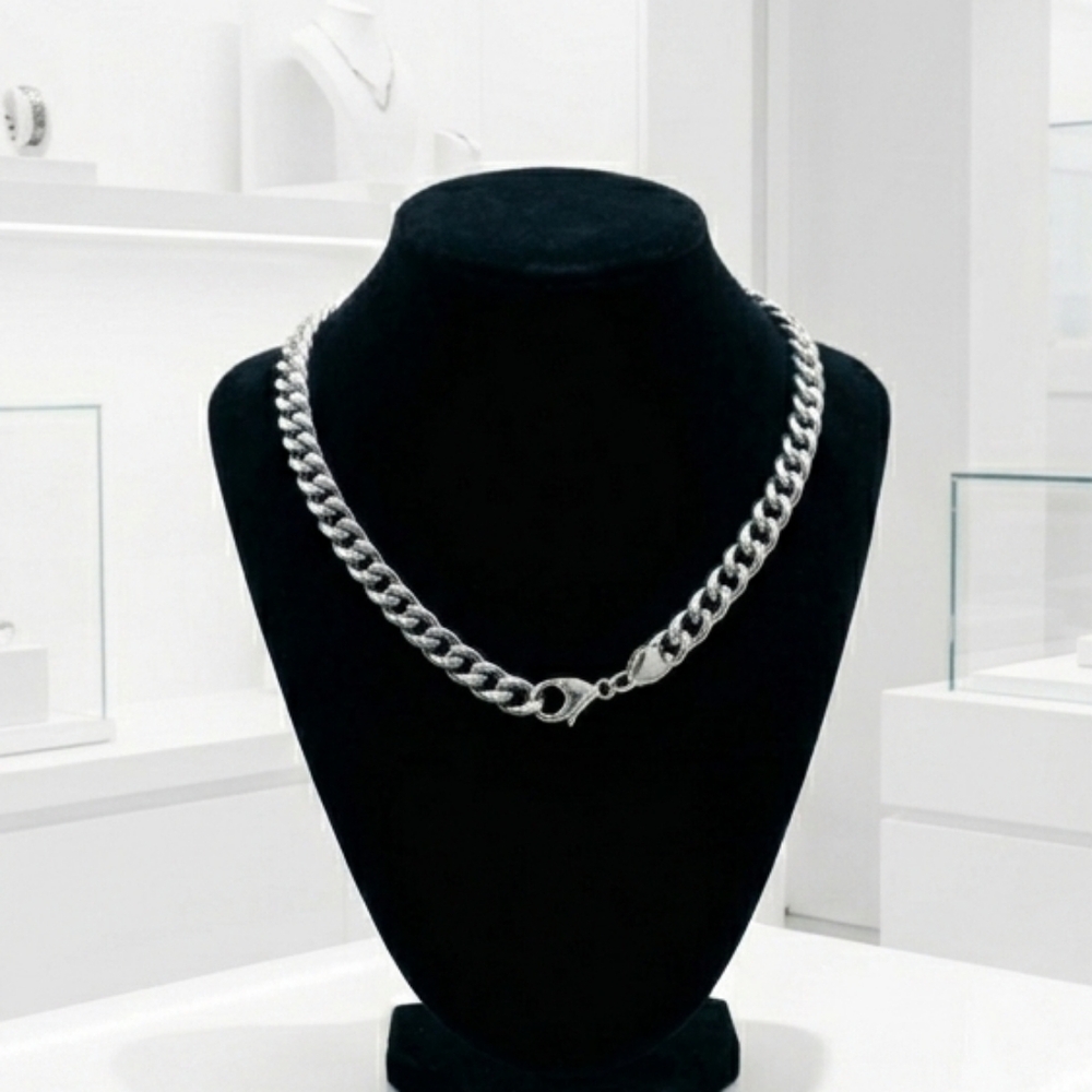 Stainless Steel Chunky Curb Chain Silver/ Tone Necklace .